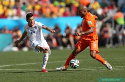 开云体育在线-智利逆转韩国，罗本送出助攻