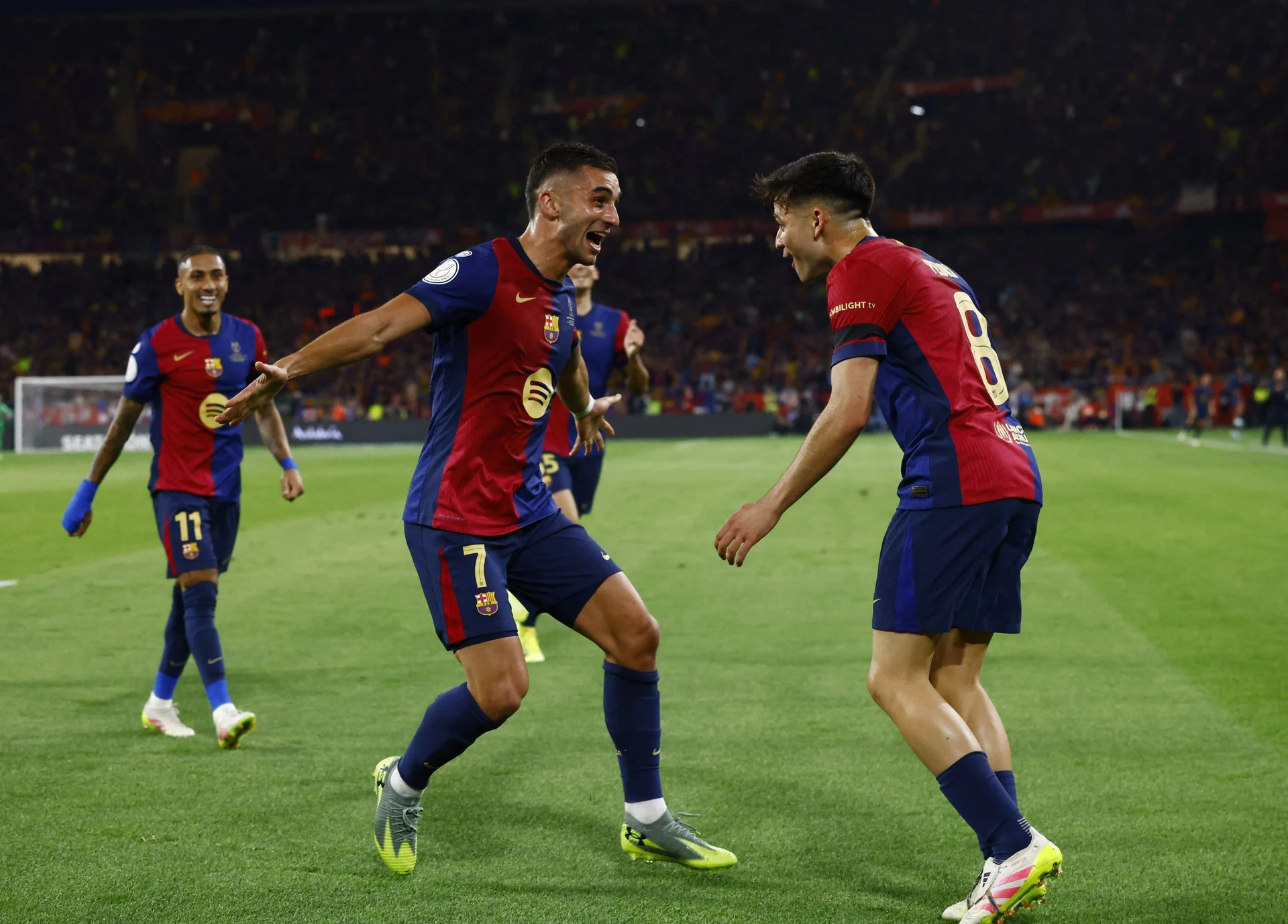 里昂绝杀皇马,费兰·托雷斯绝境逆转 里昂绝杀皇马,费兰·托雷斯绝境逆转