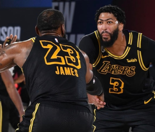 南韩男篮绝地反击国王，麦科勒姆一己之力扛起全队