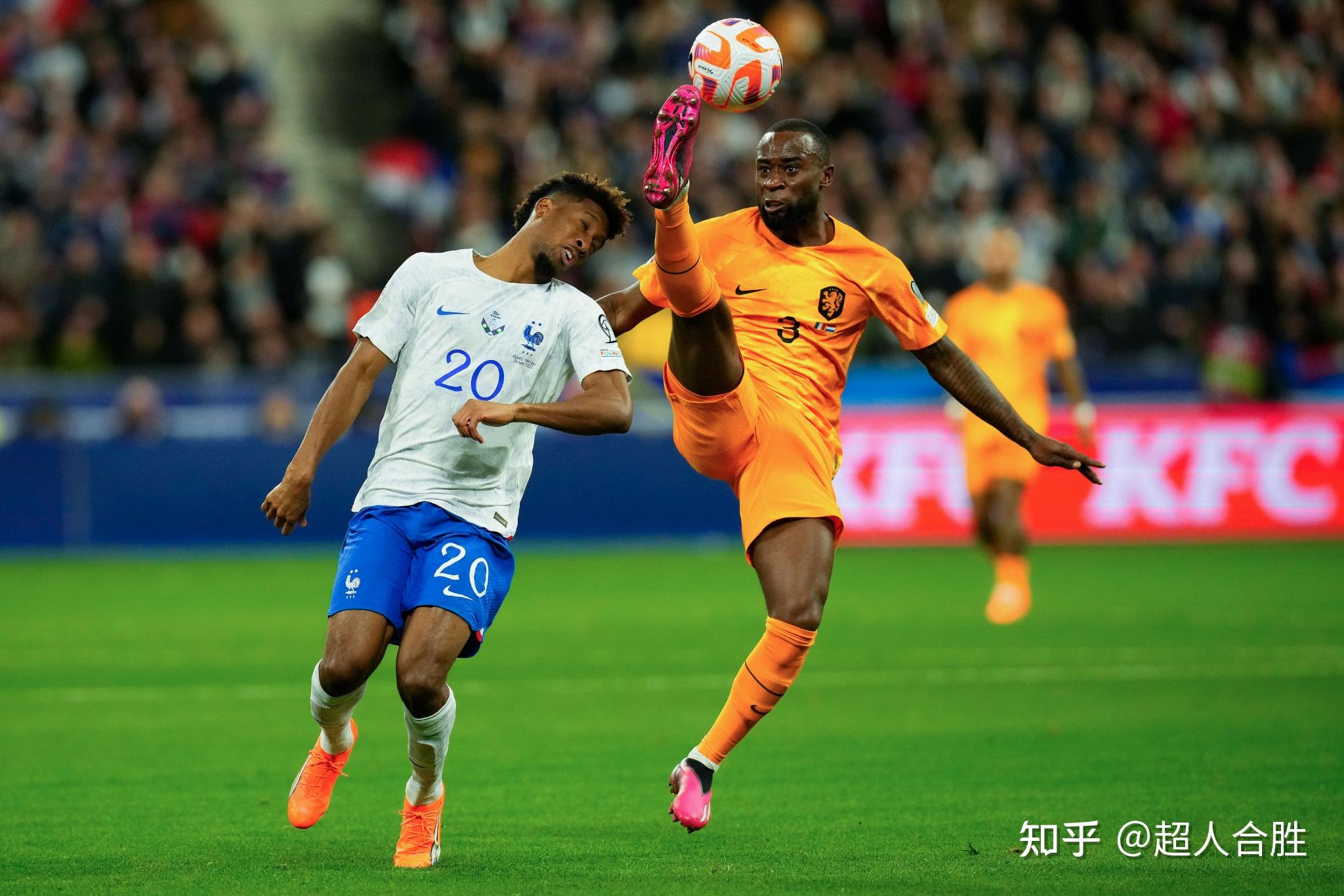 韩国羽毛球队完胜法国羽毛球队，辛杜高光表现