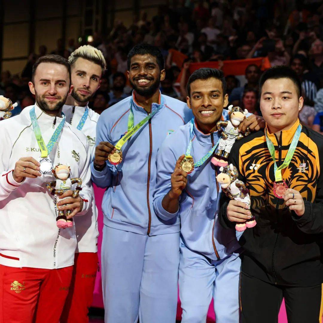 包含英格兰羽毛球队爆冷印度羽毛球队,陶菲克统治全场的词条 包含英格兰羽毛球队爆冷印度羽毛球队,陶菲克统治全场的词条