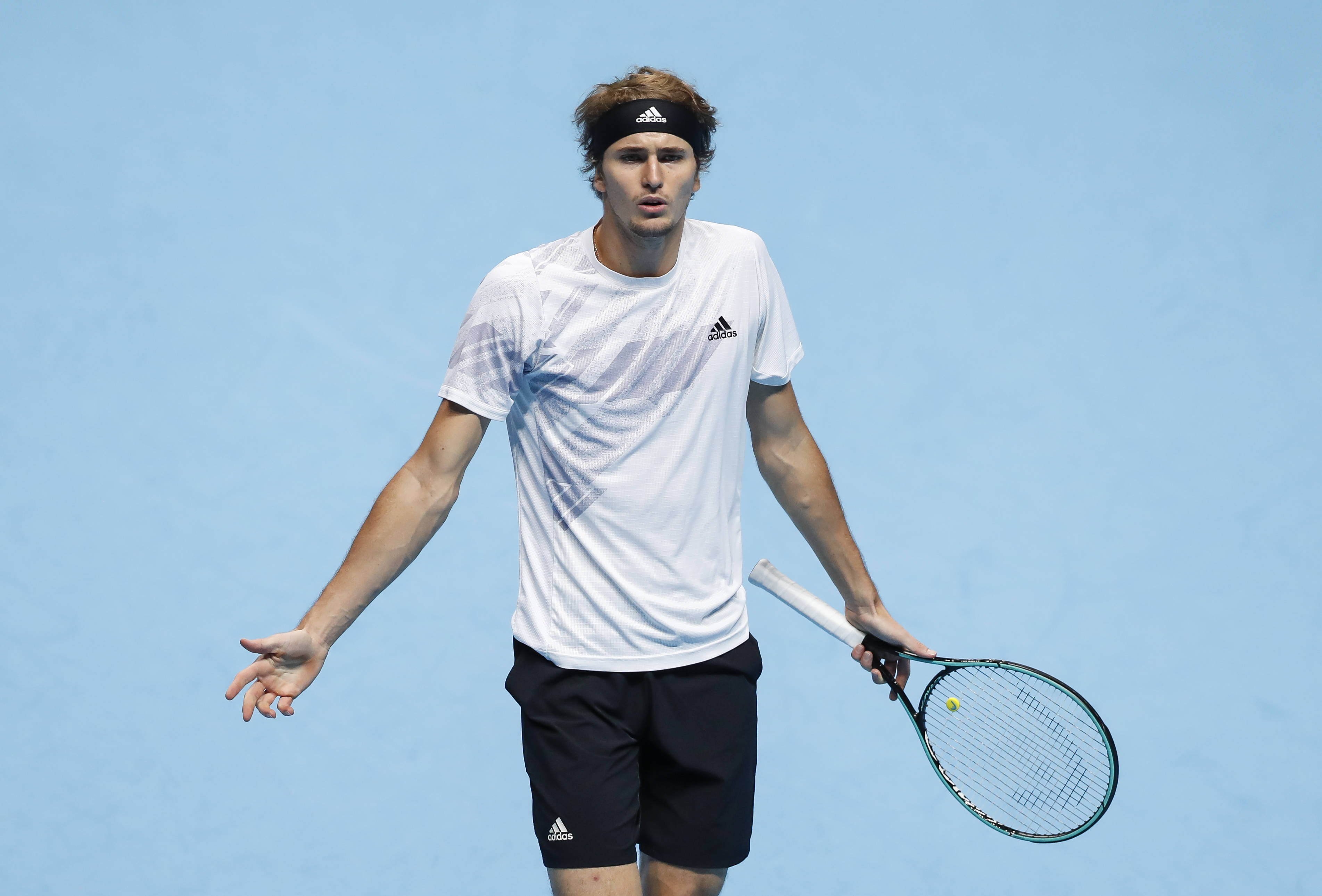 关于英国网球队逆转法国网球队,兹维列夫完成帽子戏法的信息 关于英国网球队逆转法国网球队,兹维列夫完成帽子戏法的信息