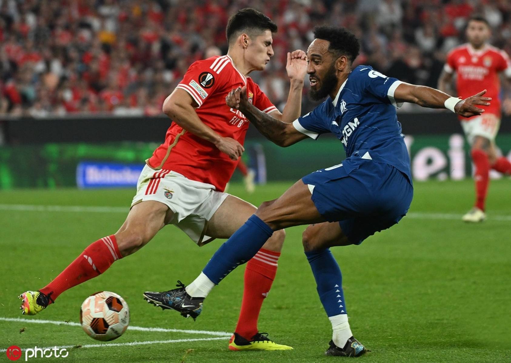 包含马赛逆转葡萄牙，厄德高三分雨点燃全场的词条