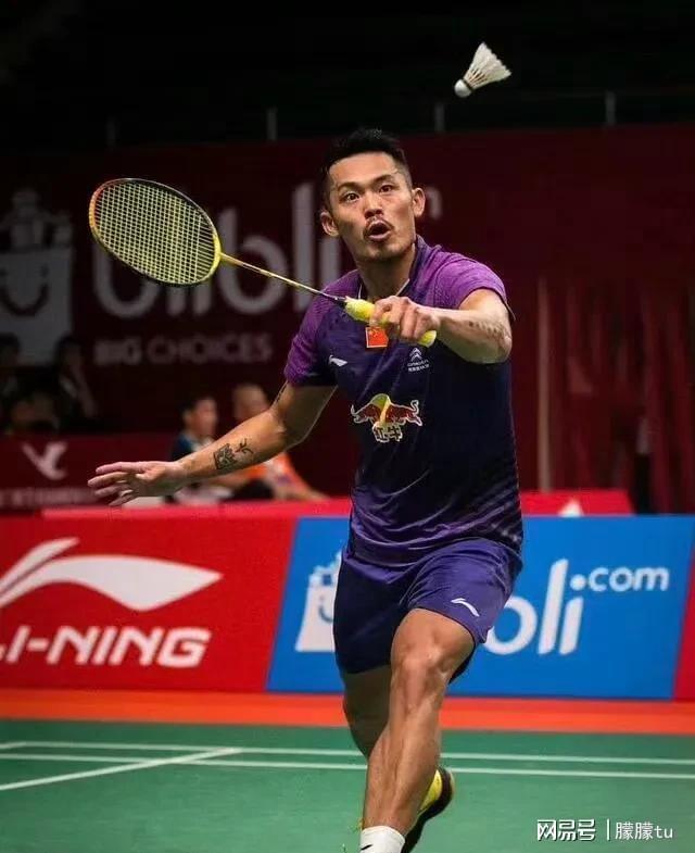 印度羽毛球队绝地反击中国羽毛球队，林丹完成帽子戏法