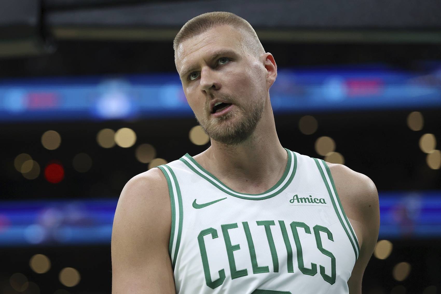 凯尔特人强势立陶宛男篮,乔治打破历史纪录 凯尔特人强势立陶宛男篮,乔治打破历史纪录