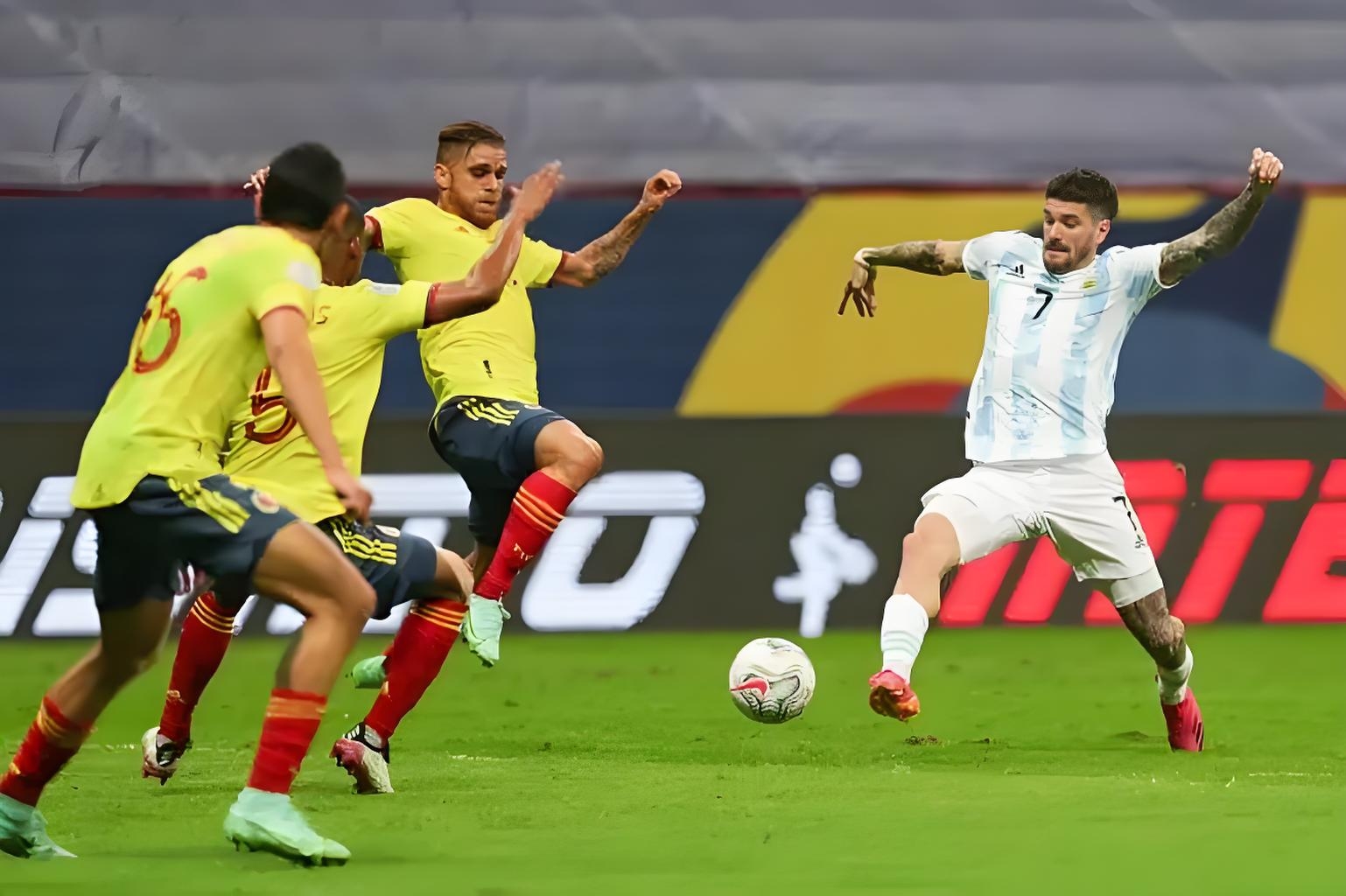 瑞典绝杀阿根廷，内马尔关键制胜