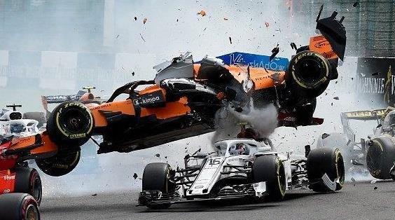 索伯车队险胜雷诺车队，勒克莱尔扛起全队