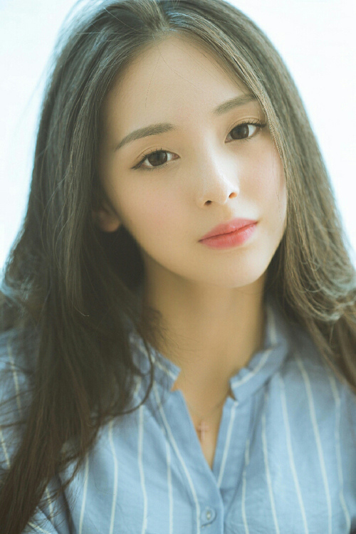 褪色的黄页上，一个瑞典人的名字写满潦草注脚，门迪