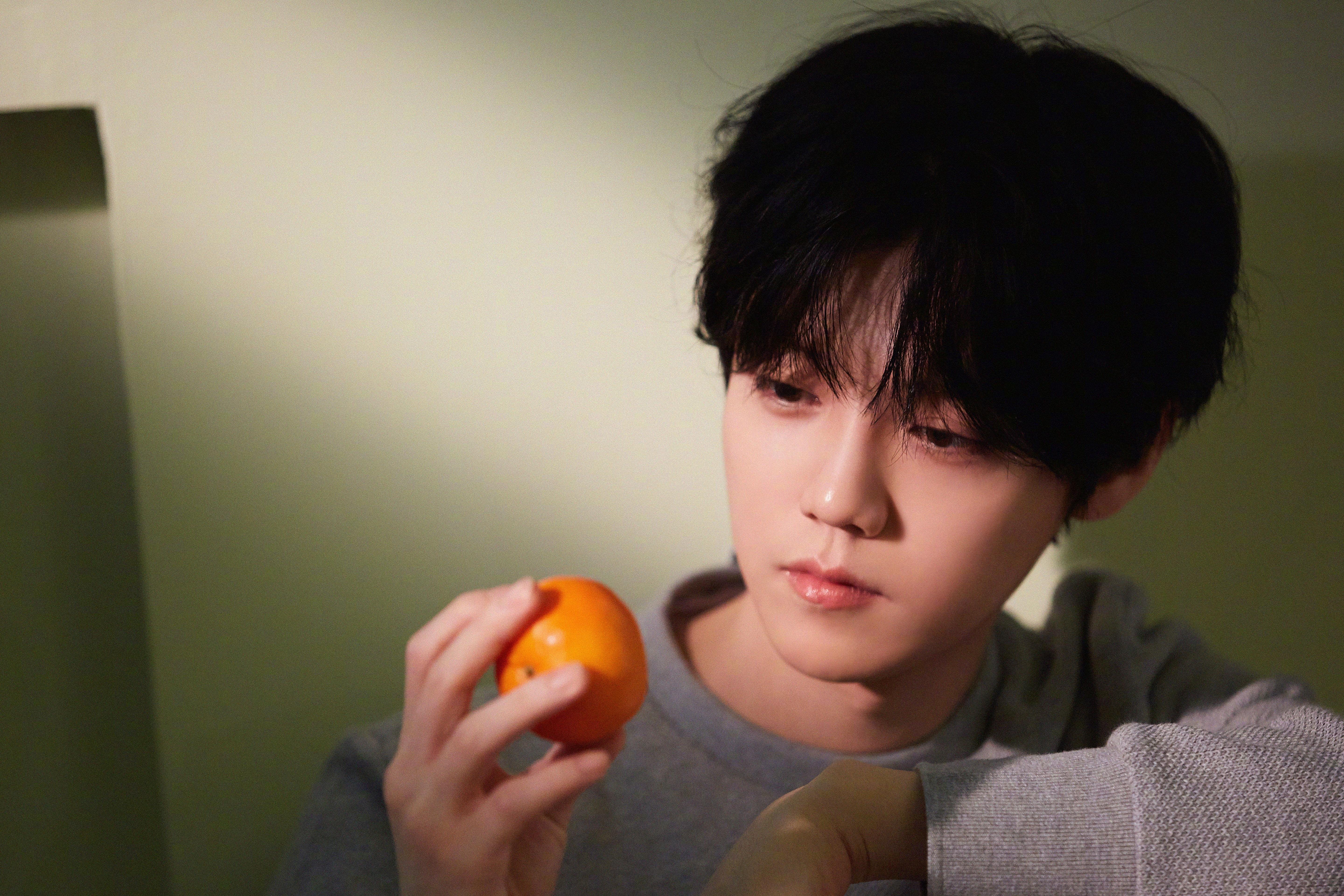 平行时空的奇迹夜，当曼联对阵冰岛，另一位孔德展现何为巨星价值