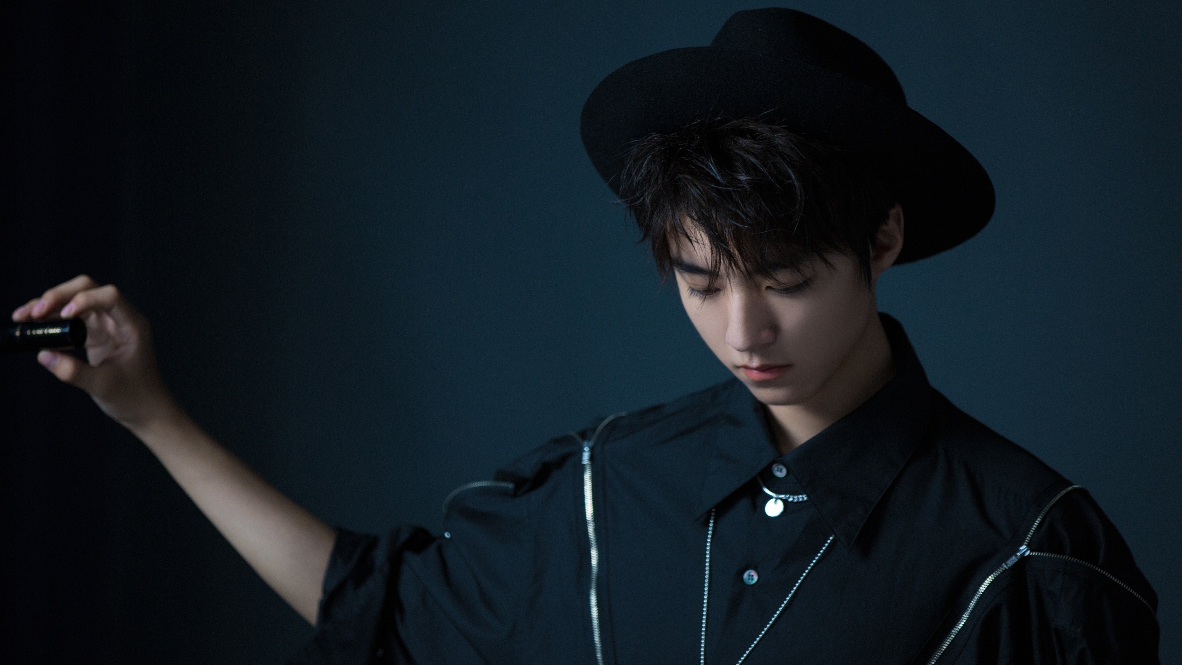 跨越大洋的决战，勇士客场险胜，欧文末节统治力粉碎广东队