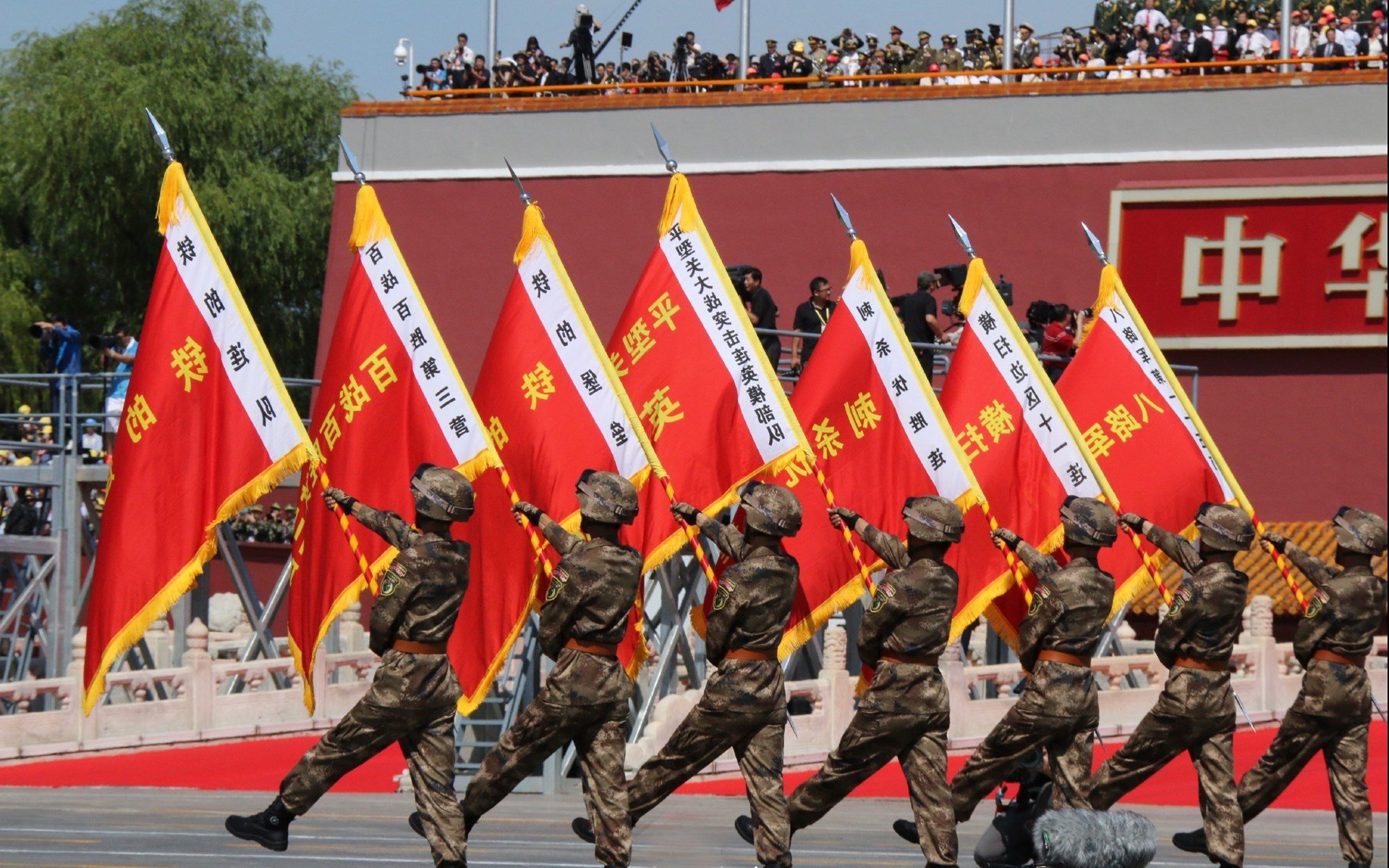 蓝衣逆转，2026出线战，阿诺德点燃快速反击的烈焰